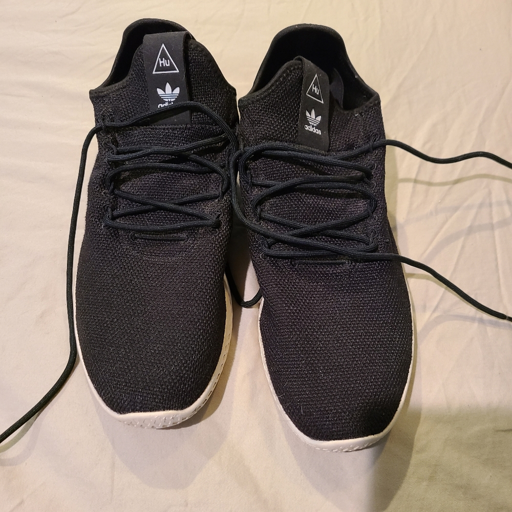 Adidas x Pharrell Williams Hu